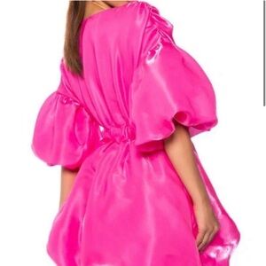 NWT AKIRA PUFF SLEEVE 👗😊😊DRESS